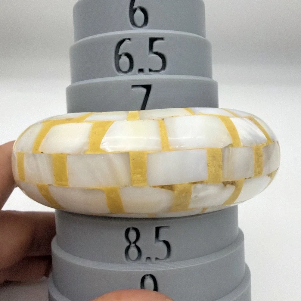 Vtg Mother of Pearl Inlay Bracelet Chunky Bangle White Yellow Boho
